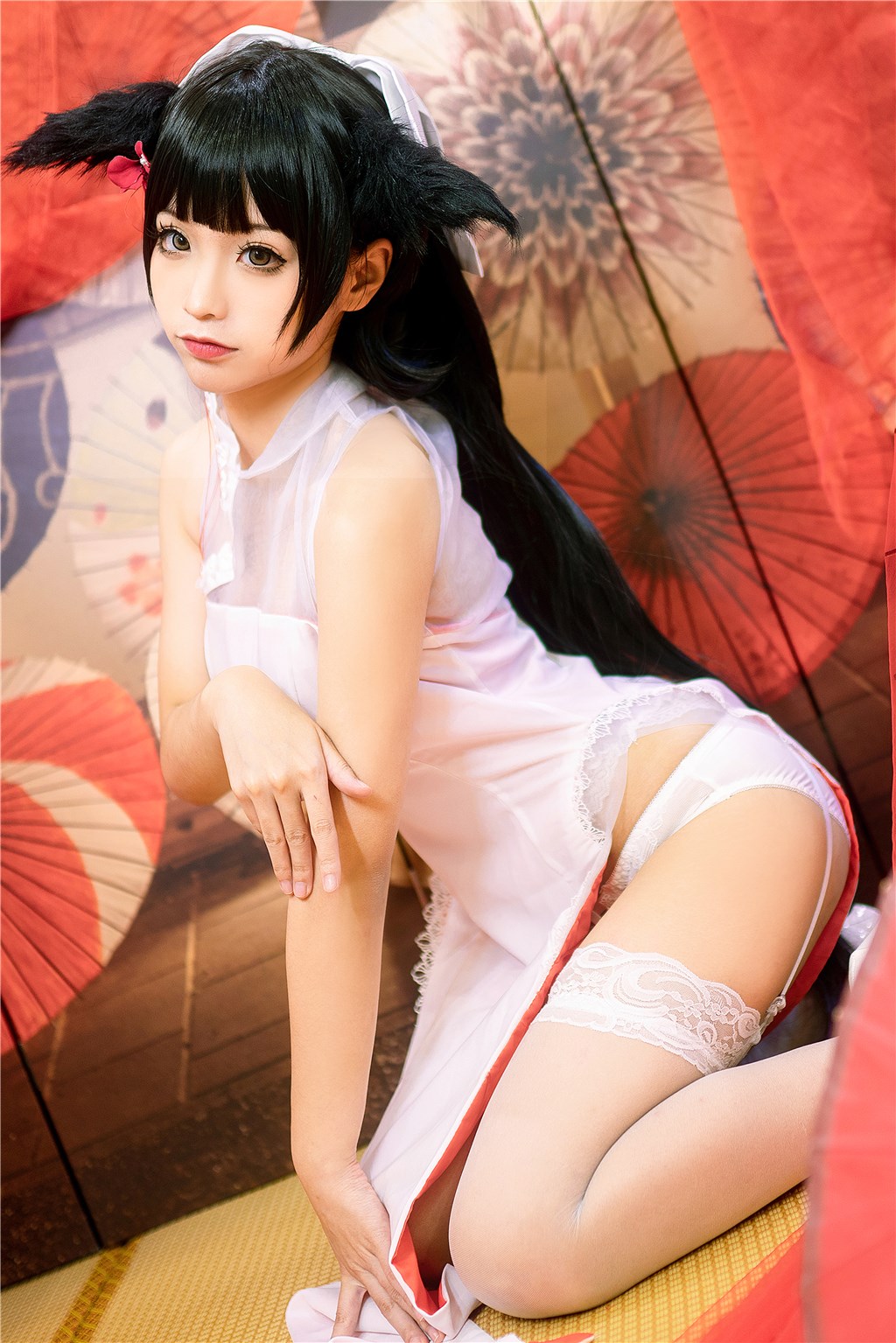 黑料吃瓜网独家揭露:后台花絮中那段含蓄拥抱,疑似暗示情感微妙